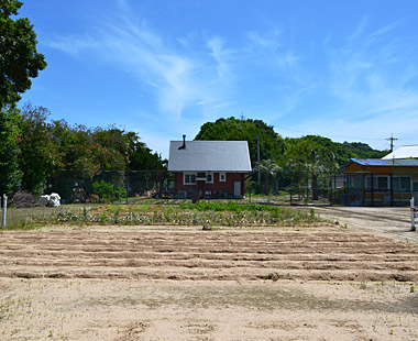 保養施設　歌浜ログハウスと家庭菜園の紹介